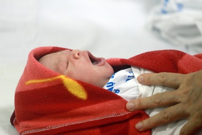 Hình ảnh đầu tiên về công dân Việt Nam thứ 90 triệu